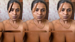 Best Friend Mom – And Dad Leaked Mms Video